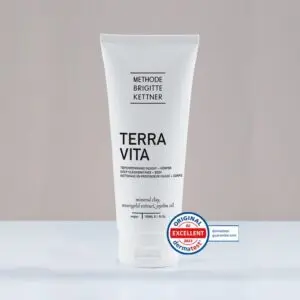 لایه بردار و اسکراب  150terra vitaمیلی لیتر  ام بی کی