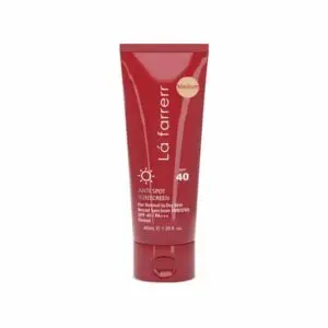 کرم ضد آفتاب و ضد لک SPF40 لافارر رنگ متوسط مناسب پوست خشک و معمولی